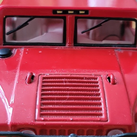 Hummer Model - Picture 7 of 11